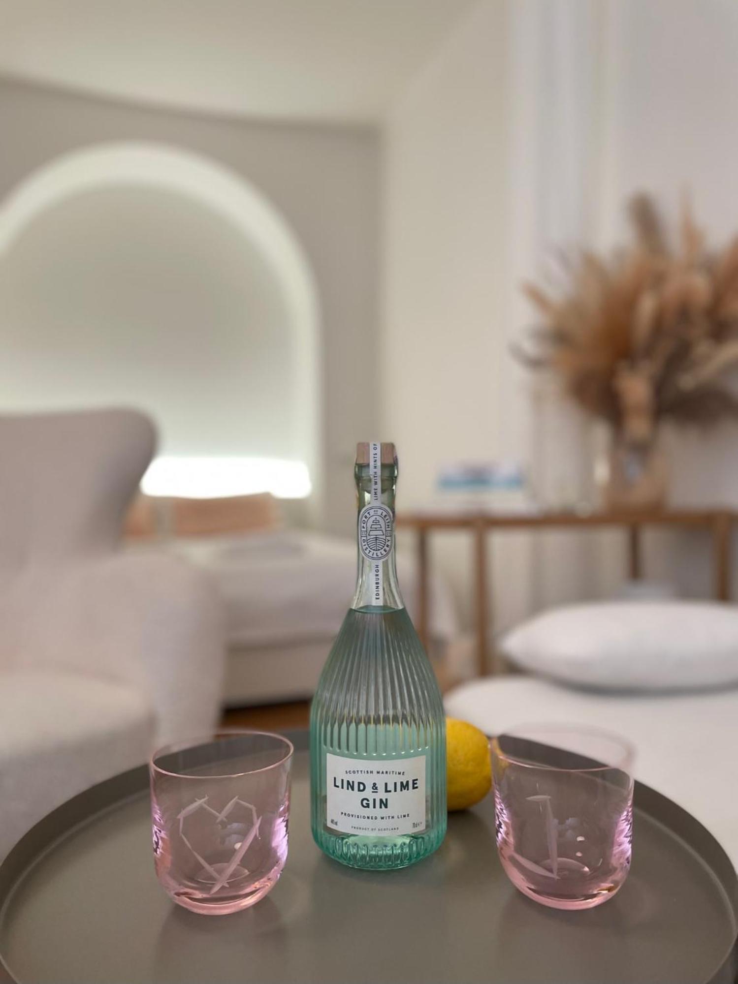 Urban Retreat I Modern Boho Apartments In Lovely Letna District - 10 Minutes From Old Town Prague Ngoại thất bức ảnh