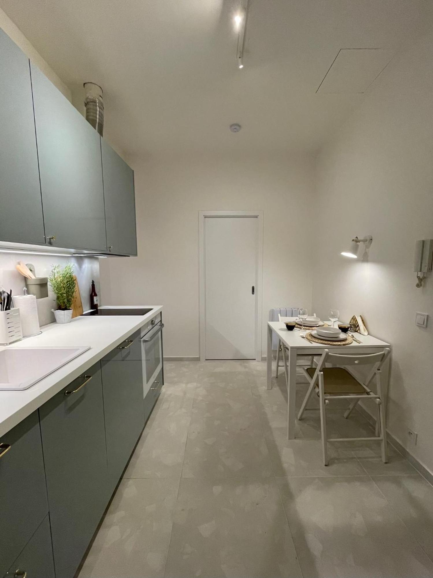 Urban Retreat I Modern Boho Apartments In Lovely Letna District - 10 Minutes From Old Town Prague Ngoại thất bức ảnh